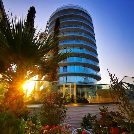 White Tower Mamaia