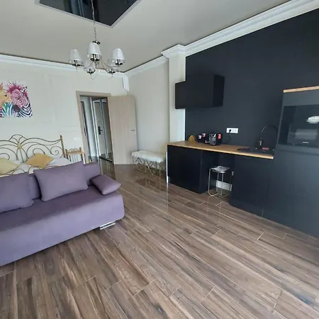 White Tower 公寓式酒店