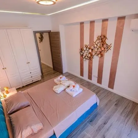 White Tower 3*