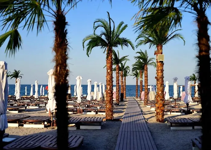 Ξενοδοχείο με διαμερίσματα White Tower Mamaia