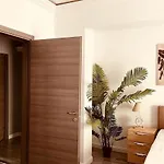 White Tower Apartahotel 3*