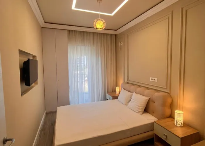 White Tower Aparthotel Mamaia